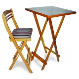 mesa dobrável com banquetas Serra Negra mesa dobrável com banquetas Serra Negra
